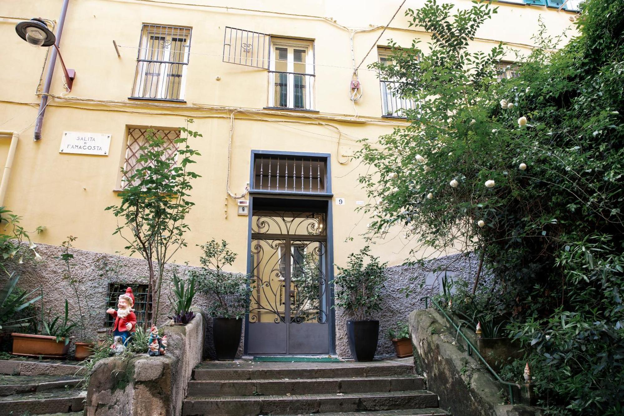 Casa Del Borgo Apartment Genua